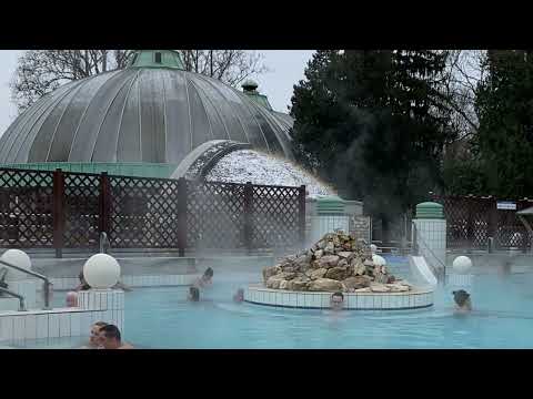 Banhos termais em Eger/Egri Termálfürdő