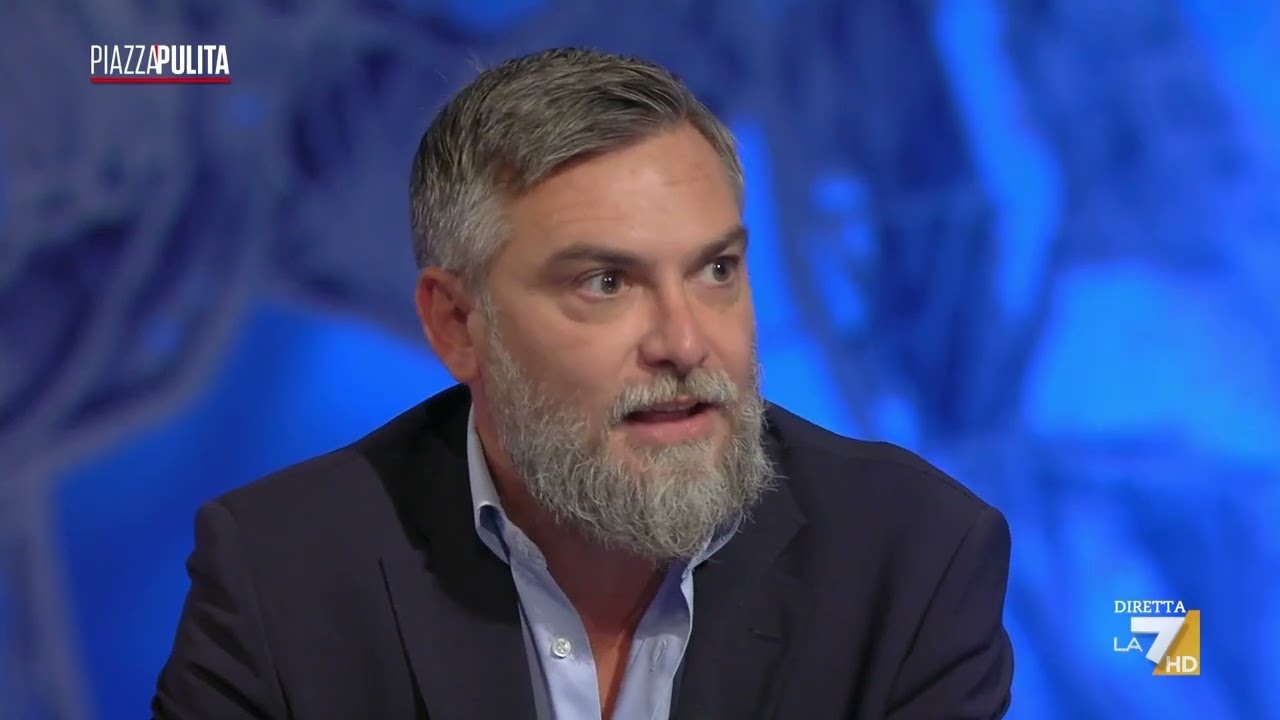 Ricciardi (M5S): “Ci stanno portando in un’economia di guerra totale”