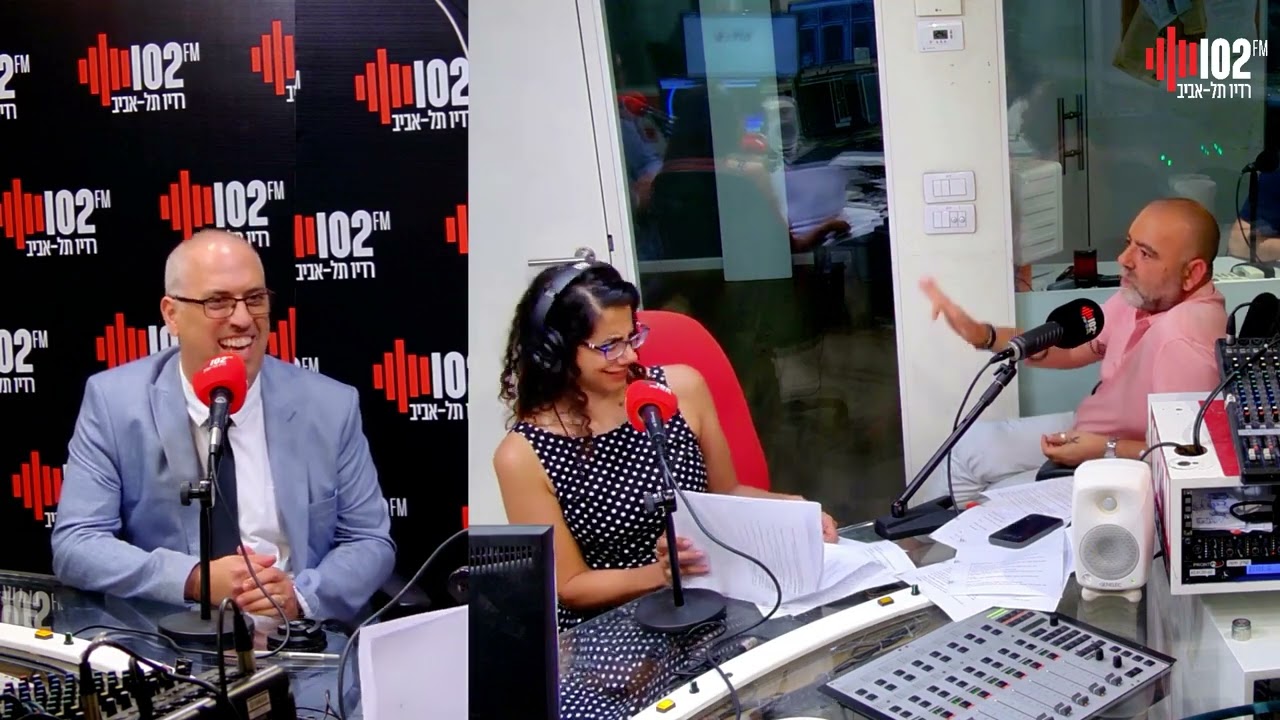 "התכנית המשפטית" 102FM מולי ארי ועו"ד אהוד גולן - מפעל החיים של עו"ד אהוד גולן