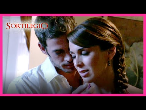 Sortilegio 4/4: María José begins to remember her love for Alex | C-41 | tlnovelas