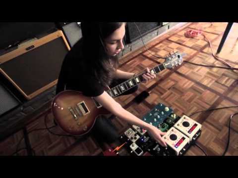 Pedalboards: Daniela The Warning