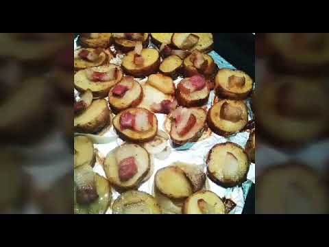 Картофель по - деревенски // Картофель с салом в духовке