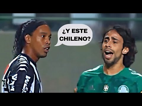 When Ronaldinho faced "Magician" Valdivia in Brazil - Atlético Mineiro vs Palmeiras / 2012