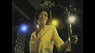 #nowwatching @NatalieCole - Stand By