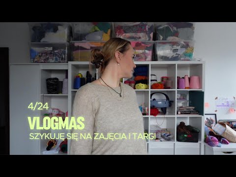 Getting ready for art class...again | VLOGMAS day 4🎄