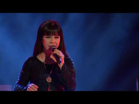 Thể hiện bởi Ánh Tuyết