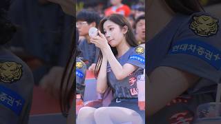 Download lagu Korean Model (Lee Ju-Eun) pikki pikki Dance mp3