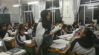 preview picture of video '四川高中同学学习'