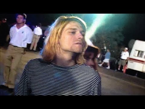 Kurt Cobain and Courtney Love - MTV VMAs 09/02/93