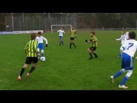 GR.Wll VAC JO13-3  -  DWO JO13-2  eerste helft   12-11-2016