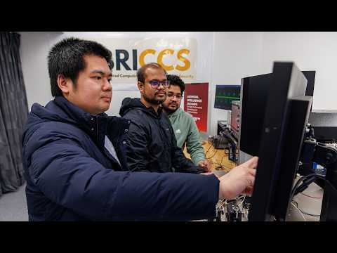 Advanced lab gives students hands-on experience