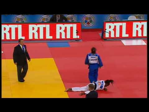 WCS 2011 52 GNETO Priscilla FRA CHITU Andreea ROU1