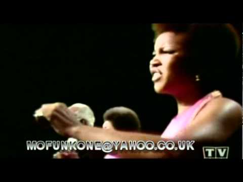 THE STAPLE SINGERS - I'LL TAKE YOU THERE. TV PERFORMANCE 1971.