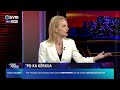 Rama Nën Shënjestër Të Mediave Ndërkombëtare Zhulali Po I Shgarravisin Portretin Po Pikturohet
