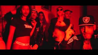 Natos y Waor - ROCKNROLLAS ft. Costa (Videoclip Oficial) [Martes 13]