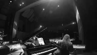 Carolyn Malachi - Performing "Orion" in Taiwan