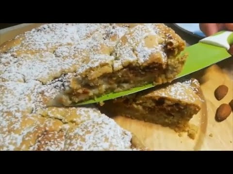 CROSTATA PISTACCHIO AMARETTI E MANDORLE/ PISTACHIO AMARETTI AND ALMONDS