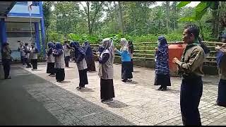 Download lagu Halo Apa Kabarmu mp3 Download lagu Halo Apa Kabarmu mp3