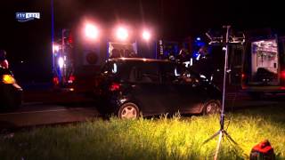 preview picture of video 'Bestelauto botst op A1 bij Wilp tegen auto, man uit Deventer gewond'