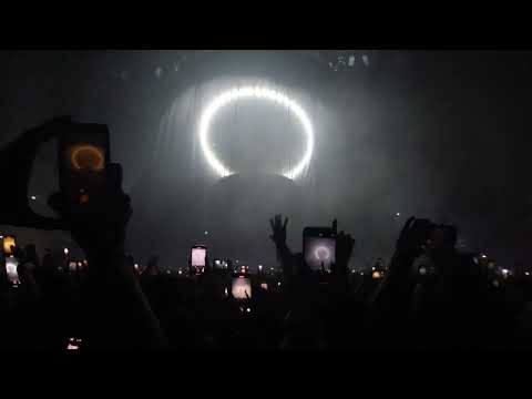 Swedish House Mafia live in Milan - Intro Can you feel It