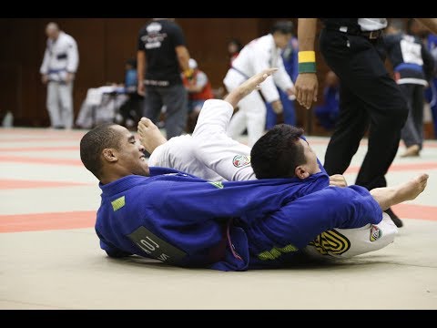 Johnatha Alves vs Igor Tanabe / COPA BULLTERRIER 2017 Puple Open Final