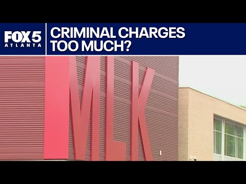 Students fight teacher at school named after Dr. King | FOX 5 News