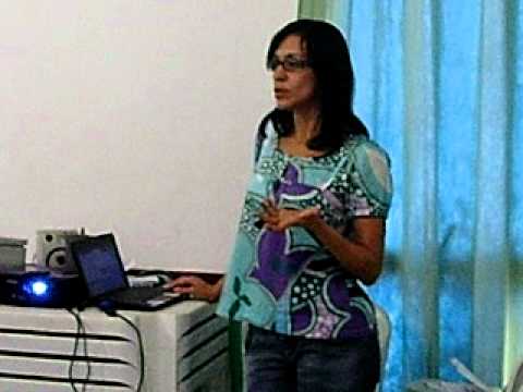 Dra Ilza Borges ministrando a aula de Psicopatologia Psicanalitica no CEAPP - Centro de Estudos e Acompanhamento Psicanalitico e