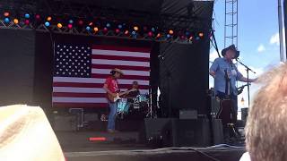 Billy Joe Shaver, Tony Calhoun bass &quot;That&#39;s What She Said Last Night (Willie&#39;s 4th July Picnic 2017)