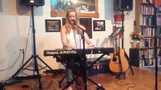 Melanie Devaney at Uptown Bill's (6/27/14)