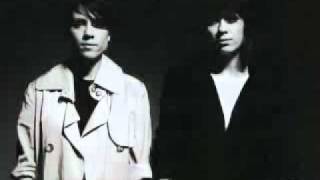Tegan & Sara-The Man With Two Brains (The Rentals Cover)