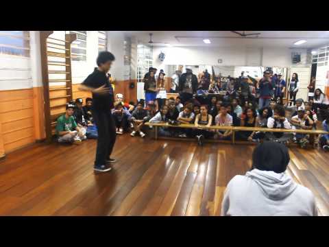 CDU MAIO / Batalha de HIP HOP - Tisu vs Caito.