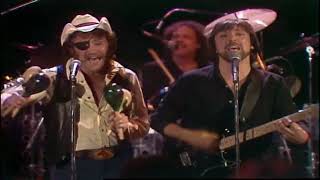 WHEN YOU'RE IN LOVE WITH A BEAUTIFUL WOMAN - DR. HOOK (Full HD 1080p)