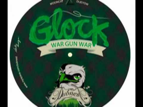 Dubnest 04 (Dn04). Dijeyow feat Mooncat - Glock War, Clock War (2013)