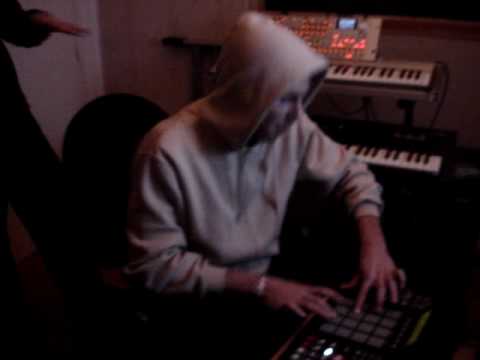 Les Gourmets & Subtitle - Freestyle!