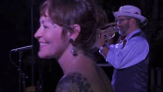 #ChanteuseNola:  Meschiya Lake &amp; the Little Big Horns
