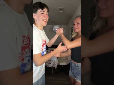 my SURPRISE prom date..☺️