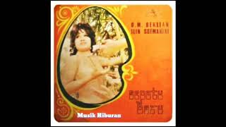 Download lagu Orkes Melayu Berlian. Vokals Elvy Sukaesih. Apa Salahnya mp3 Download lagu Orkes Melayu Berlian. Vokals Elvy Sukaesih. Apa Salahnya mp3