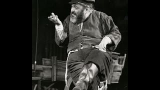 Fiddler On The Roof - Do You Love Me? (1964)
