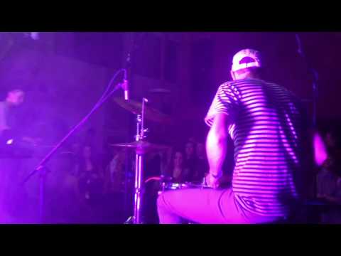 SLOWOLF - Live "BBHMM" & "Diamonds"