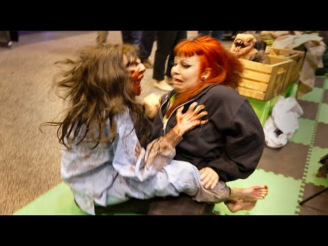 ZOMBIE ATTACK On Woman | Scary Stuff at Transworld Halloween Show 2022