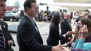 Santorum in KS - More Secret Service Than Support 3 of 4