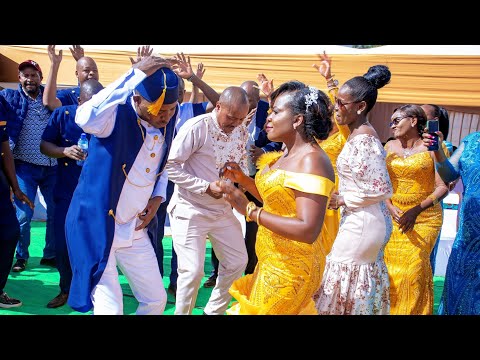 Jionee Wakamba wakiamua kuzikwenda Kadogo moves Muumandu with Mc Toto