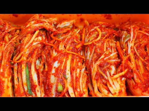 Traditional Kimchi Recipe, Easy Step by Step Tutorial!