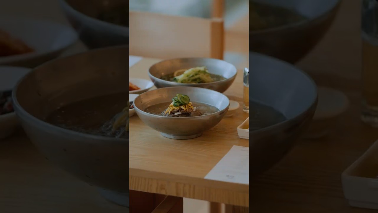 Seoul & So atmosphere