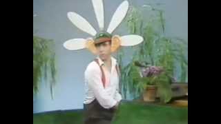 Neil Innes sings Quiet Talks & Summer Walks