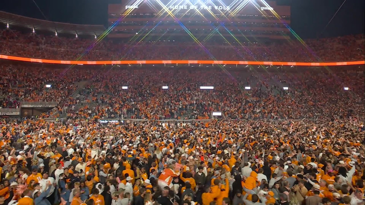 TENNESSEE FANS STORM FIELD AFTER UPSETTING ALABAMA ‼️ | ESPN College Football