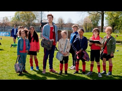 Mees Kees Langs De Lijn (2016) Trailer