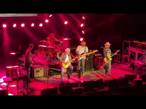 Bachman Turner Overdrive – October 25, 2025 – College Street Music Hall, New Haven, Connecticut