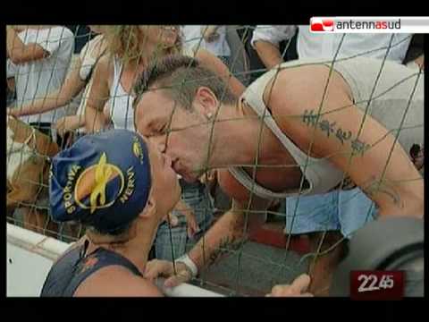 TG 17.06.10 Cassano si sposa, auguri da Bari vecchia