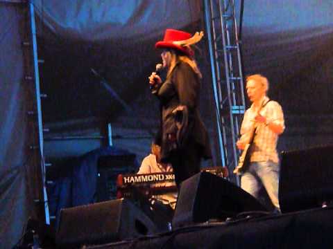 "Morning Blues" - Connie Lush & The Blues Shouter .wmv